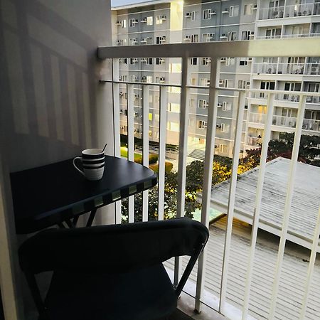 Trees Residences - Tower 11 1Br With Balcony Manila Ngoại thất bức ảnh