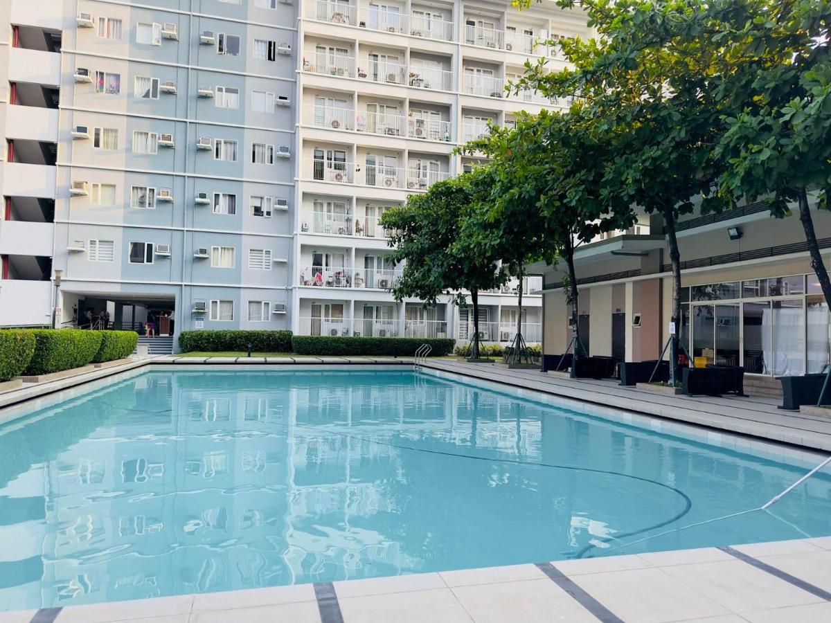 Trees Residences - Tower 11 1Br With Balcony Manila Ngoại thất bức ảnh